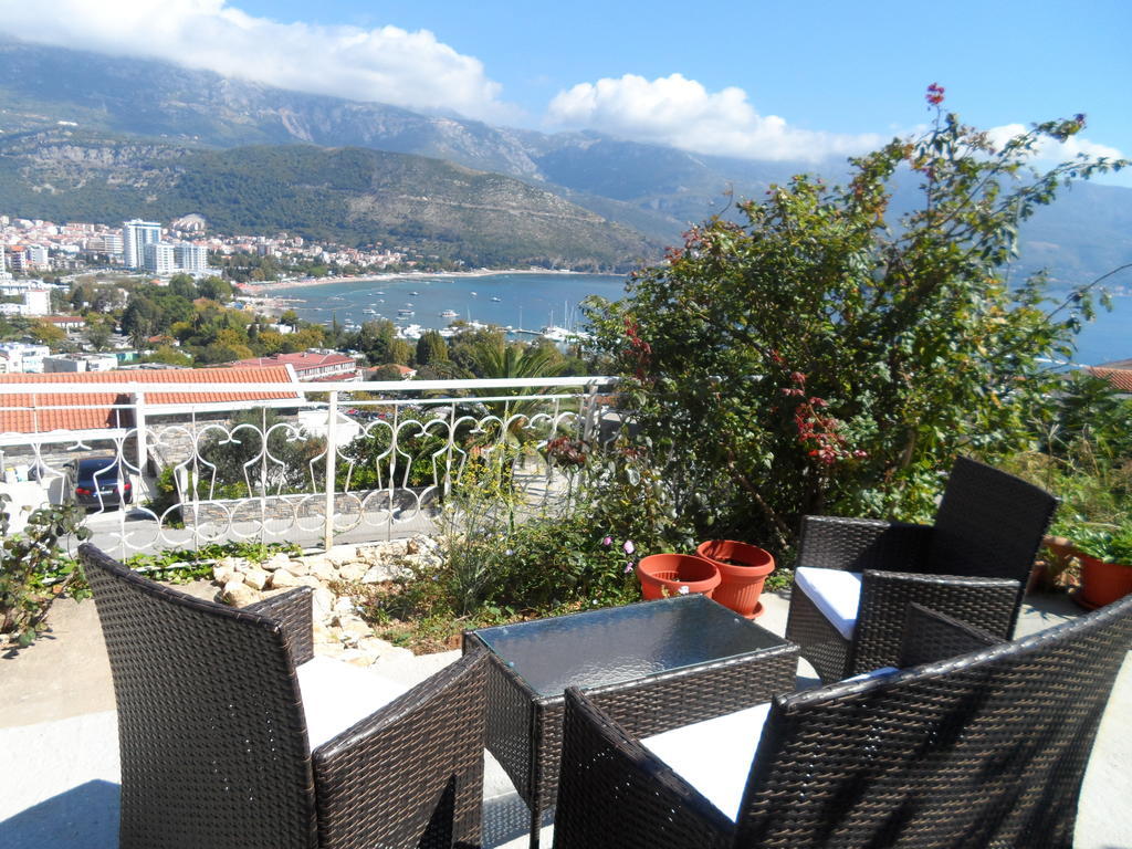 Guest House Budva Exterior photo